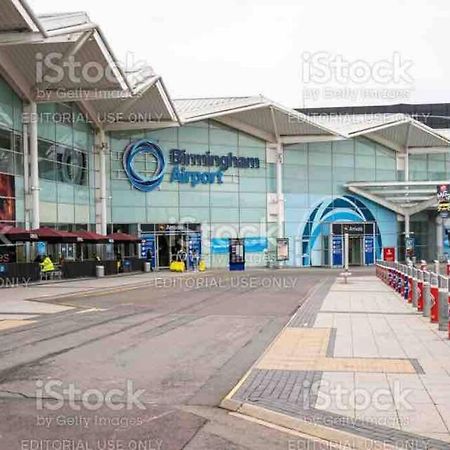Entire Apartment / Nec / Resorts World / Birmingham Airport Sheldon  Esterno foto